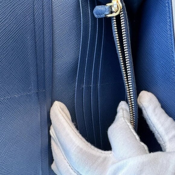 Prada Saffiano Blue Leather Long Wallet. 3 Way Use. W/no Brand Chain - Picture 4 of 16